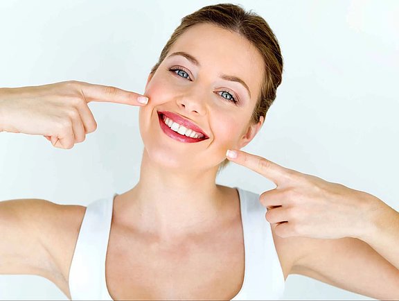 Hollywood_Smile.jpg